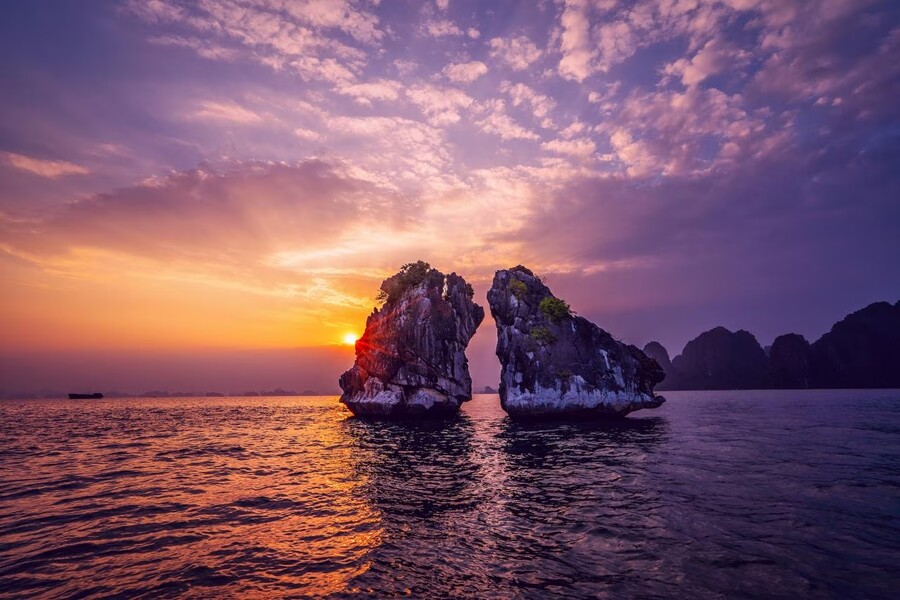 Ha Long Bay is the iconic beauty of northern islands. Photo: Vietnam.vn