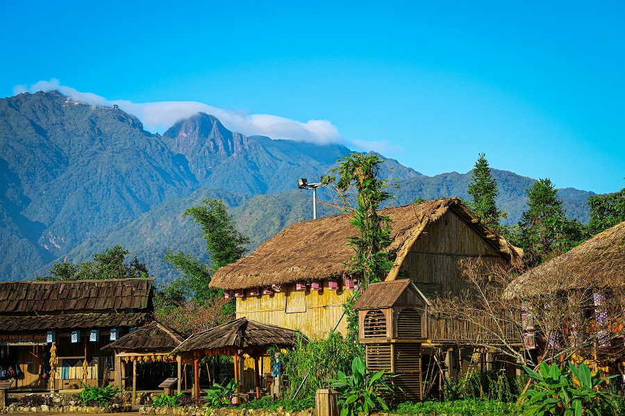 As part of any Vietnam travel itinerary, Sa Pa delivers exceptional trekking experiences