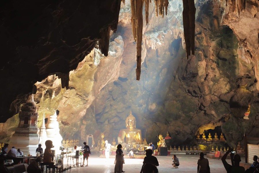 About Tham Khao Luang Cave