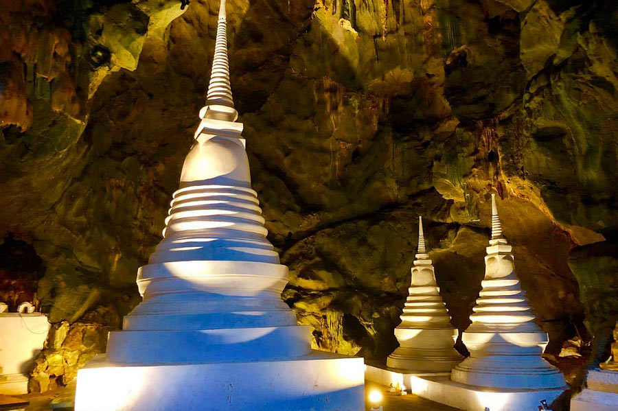 Best time to visit Tham Khao Luang Cave