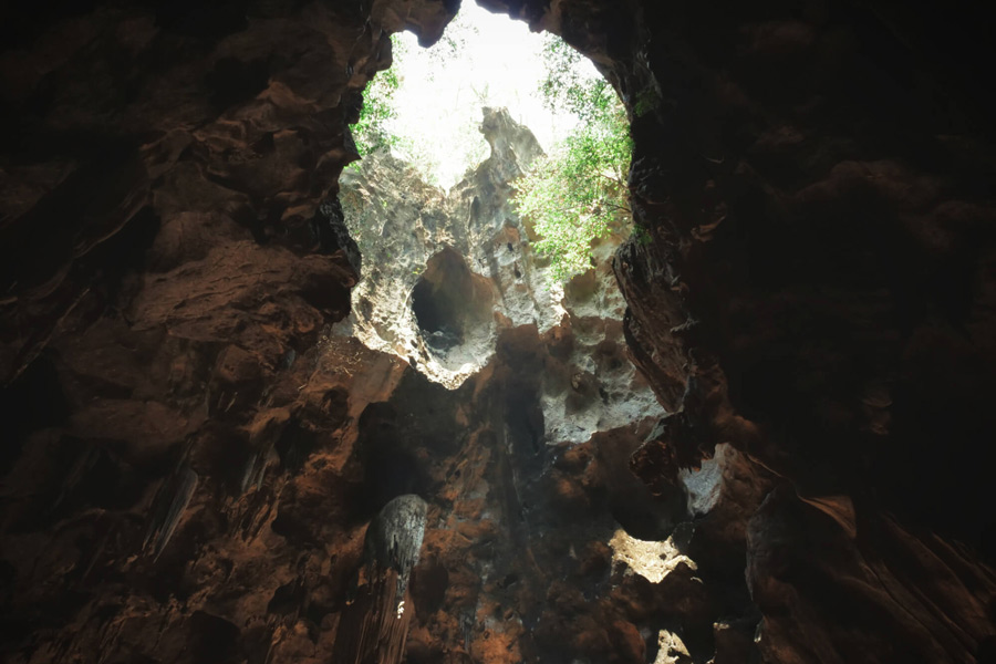 About Tham Khao Luang Cave