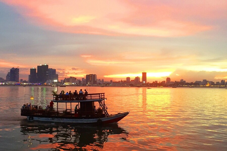 Phnom Penh sunset viewed from the Mekong River. Photo: Pelago