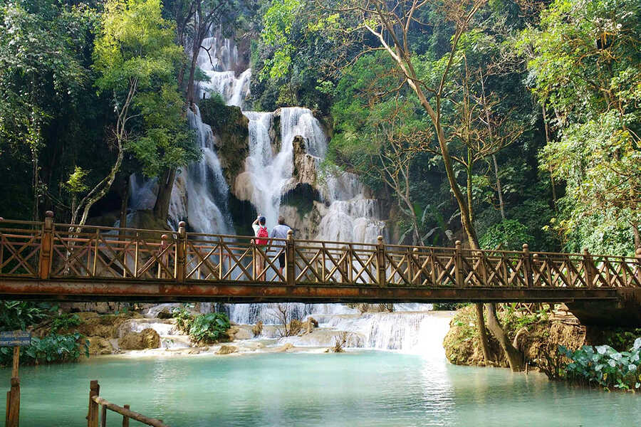 Admiring the beauty of Kuang Si Falls