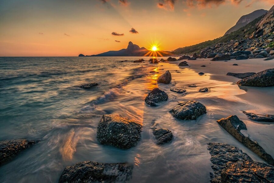 Romantic sunset scene at the beach on Con Dao Island. Source: Vietnam Plus