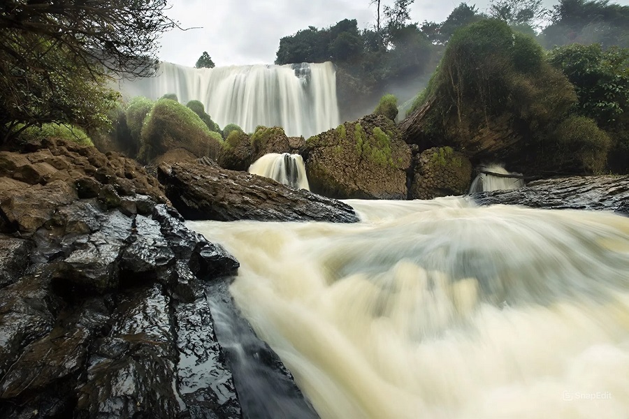 Elephant Waterfall reveals raw beauty deep within the highland forest