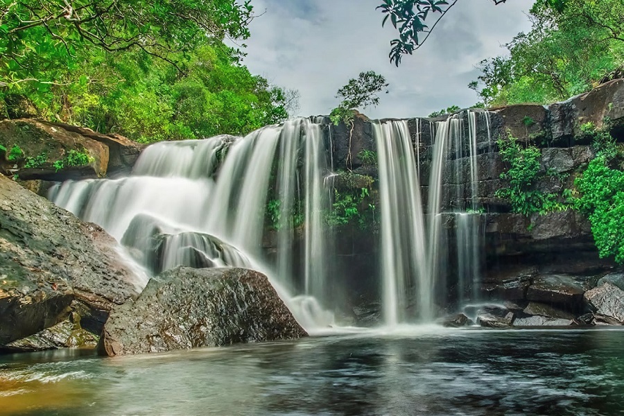 Tranh Stream still preserves much of its original beauty today