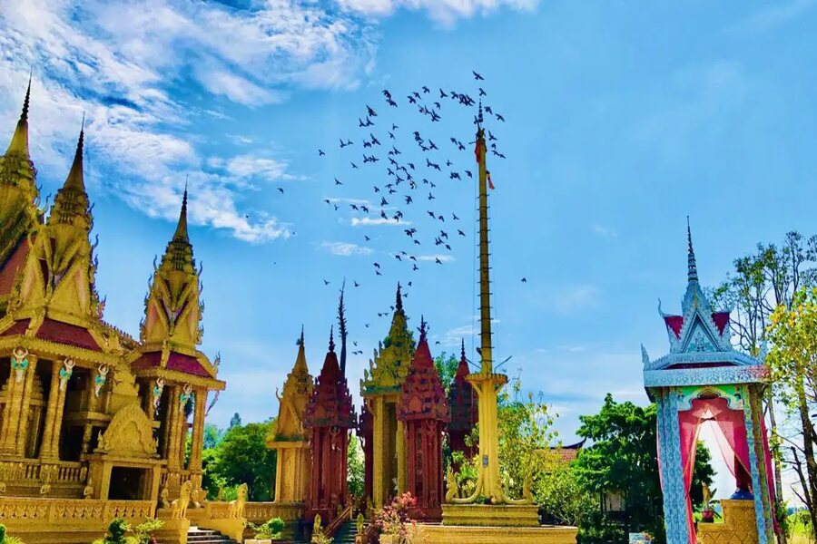 Afternoon time at Phu Gia Pagoda. Source: Traveloka