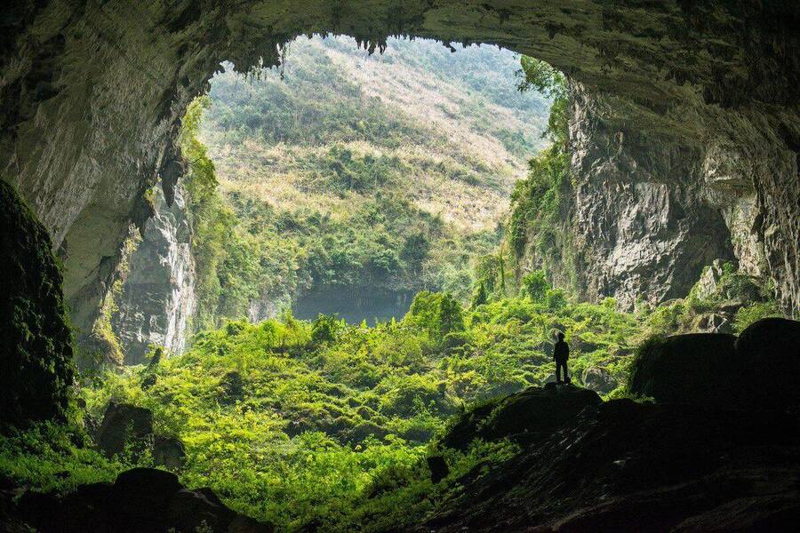 Only a few lucky people are allowed to witness the beauty of Son Doong Cave each year. Photo: Deal Today