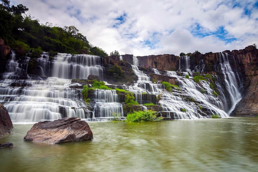 Behind the majestic beauty of Pongour Falls lies a captivating legend handed down by the K’Ho people