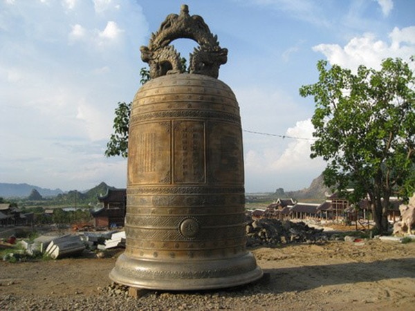 The Biggest Bronze Bell in Vietnam