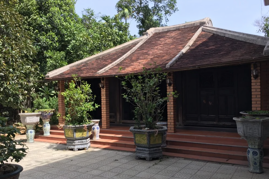 Thuy Bieu Ancient Village is quite near the Hue city center