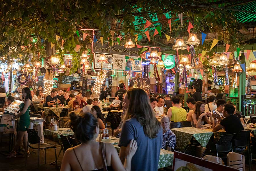 Khaosan Road is filled with backpackers from every part of the world