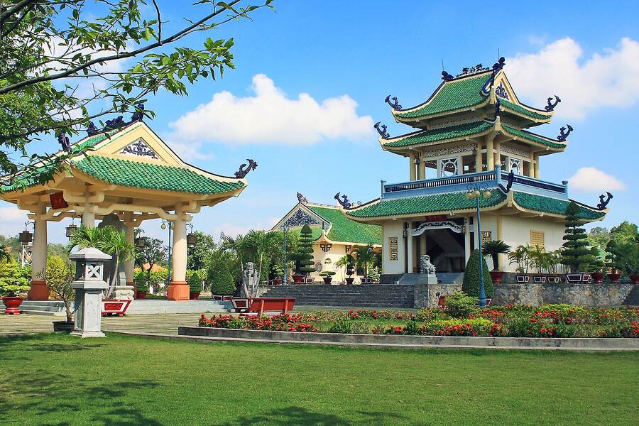 Tran Bien Temple of Literature is the first temple of literature built in Southern Vietnam. Source: Traveloka