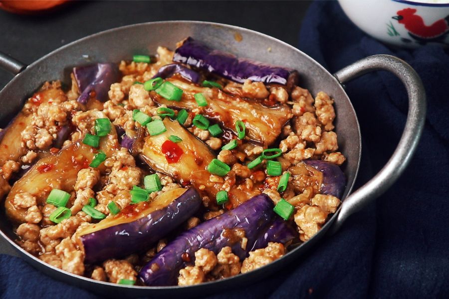 Braised Eggplant in Clay Pot 