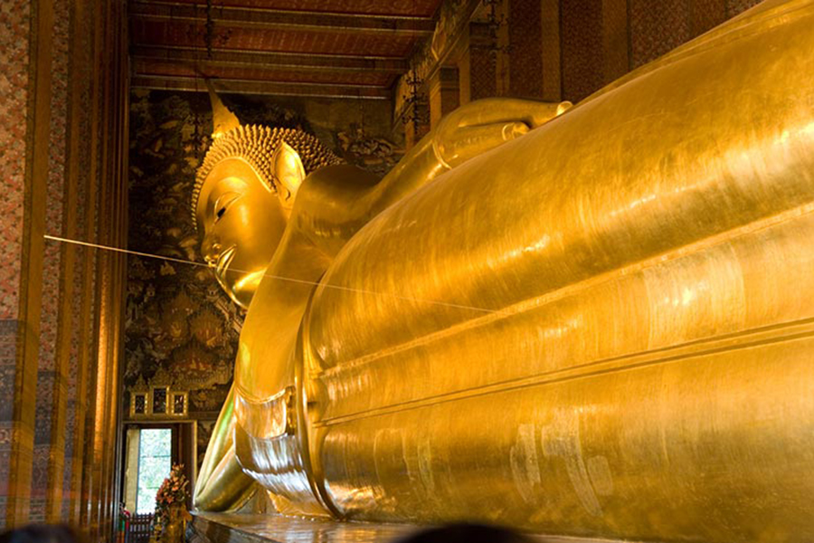 Wat Pho (Temple Of Reclining Buddha)