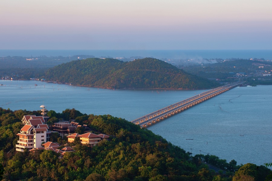 Natural scenery Ko Yo island