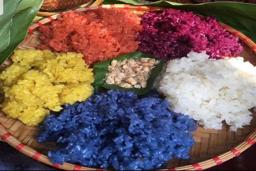 Highland glutinous rice is a specialty of ethnic minorities. Source: Vietravel
