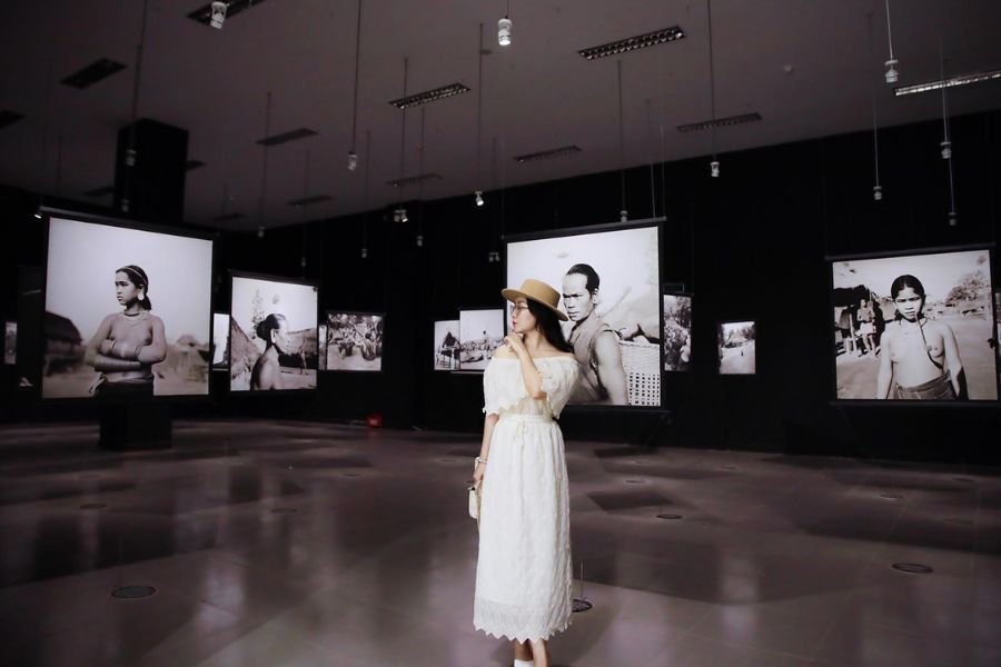 Dak Lak Museum regularly hosts thematic exhibitions to introduce and honor the unique cultures of Vietnam's ethnic groups.