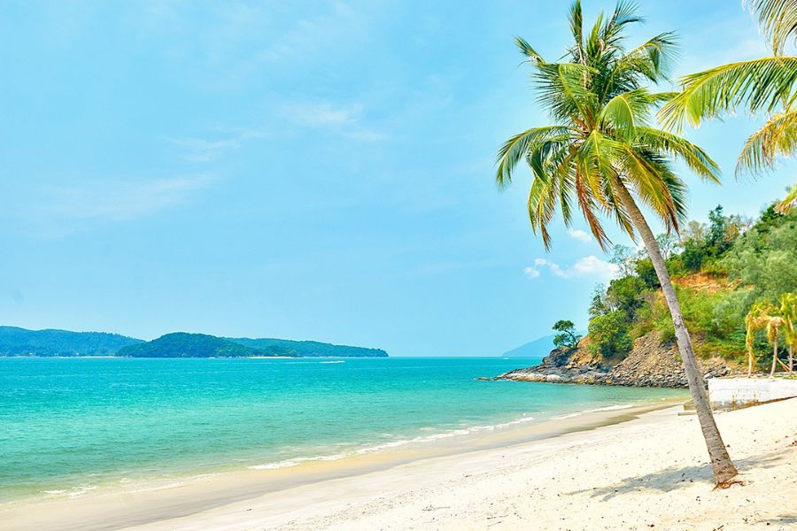 which is the better pick for your beach vacation - Langkawi or Perhentian?