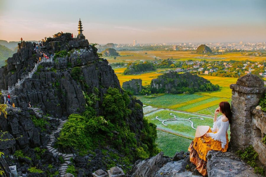 Mua Cave in Ninh Binh (Source: Local Vietnam)