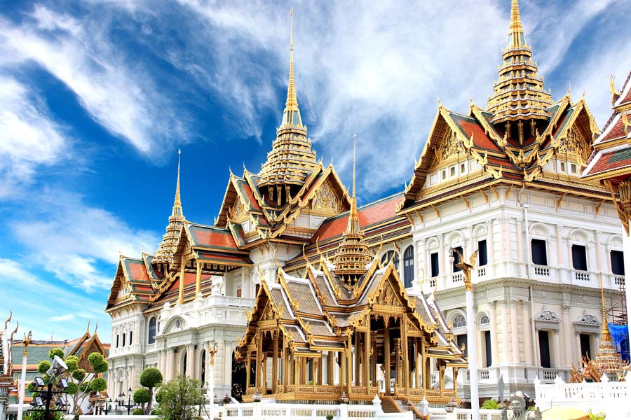 Why should we choose Bangkok for a 5-day tour