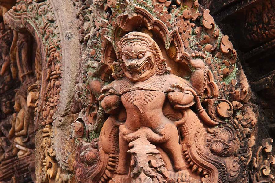 Banteay Srei temple - Intricate Carvings