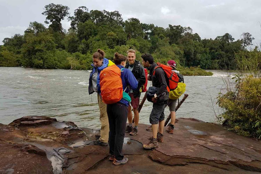 Trekking in group in Areng Valley