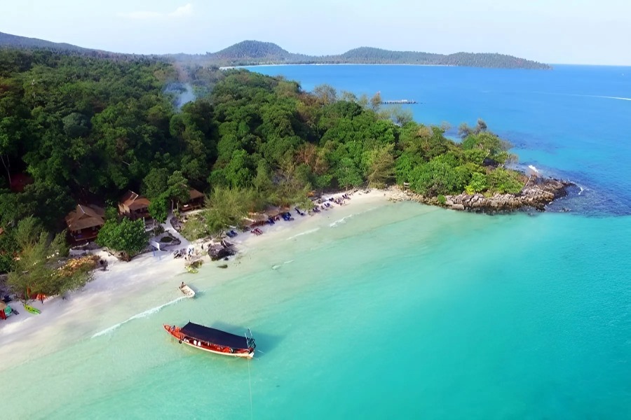 The enchanting beach paradise of Koh Ta Kiew 