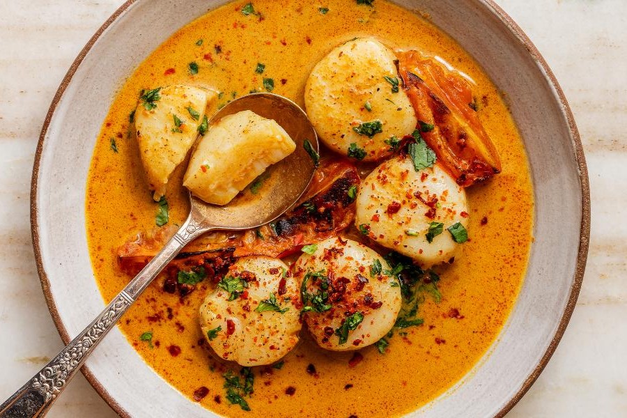 Trat Style Scallop Curry