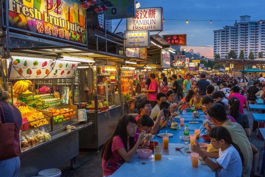 Gurney Drive - A food paradise when the night falls 