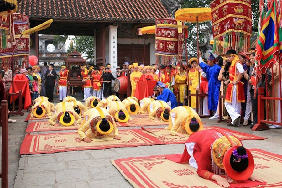 Hanoi Traditional Festivals: Vong La Festival