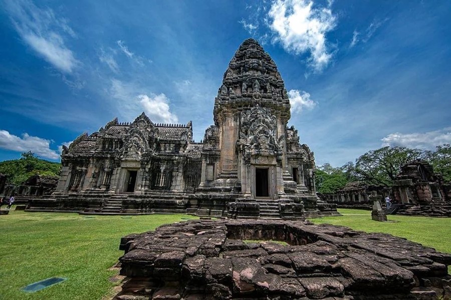 Phimai Historical Park preserves some of the finest Khmer architecture in northeastern Thailand