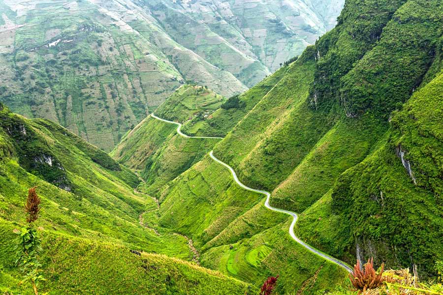 Mountain pass in Ha Giang - Ma Pi Leng Pass