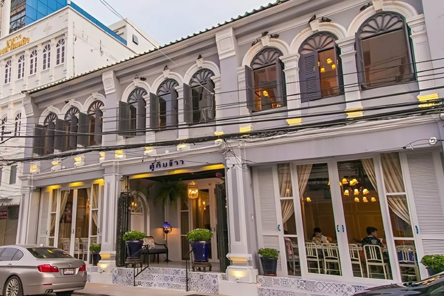 Tu Kab Khao restaurant in Phuket Town (Source: BK Magagine)