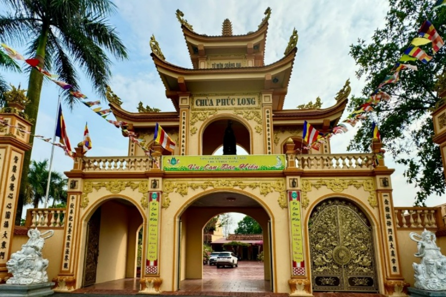 Phuc Long Pagoda 