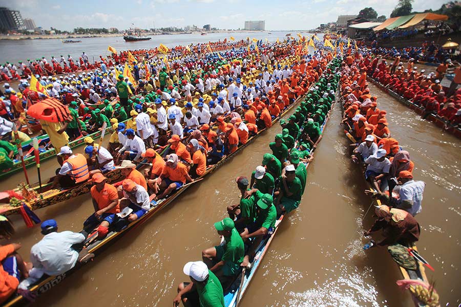 Water Festival in Tonle Sap Lake