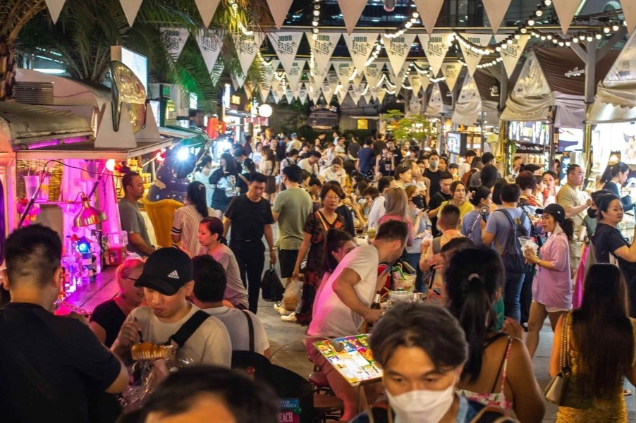 Jodd Fairs Night Market