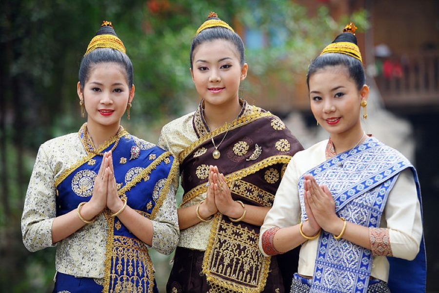 Dressing modestly for visitors coming to Laos. 