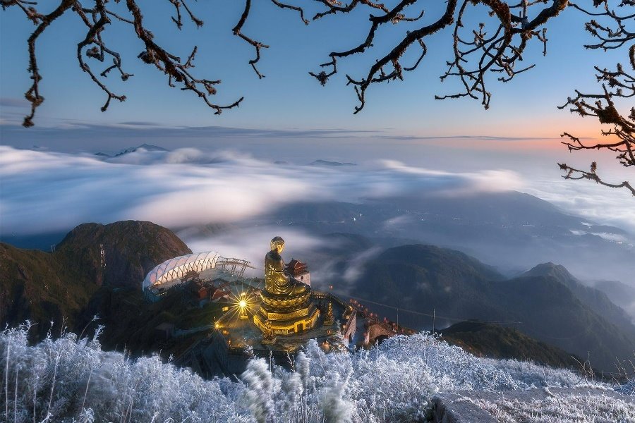 Sapa, the city of clouds where winter in Vietnam mist dances over mountains