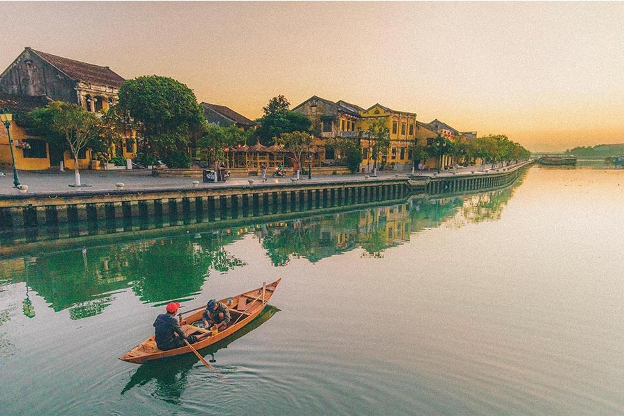 Things to do in Hoi An: A boat trip along the river