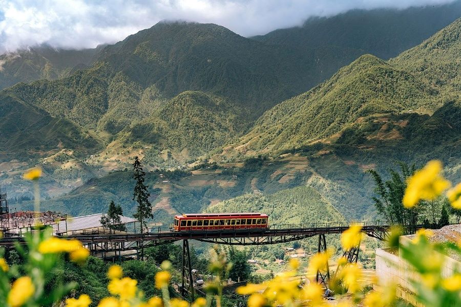 Muong Hoa Mountain Train in Sapa - Vietnam Train Travel&nbsp;