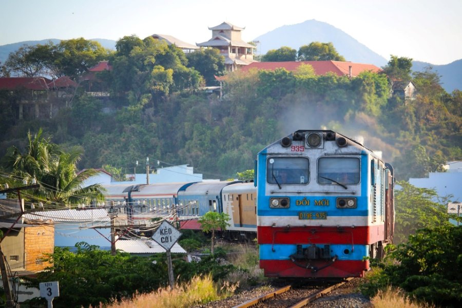 Traveling by train from Saigon to Binh Thuan