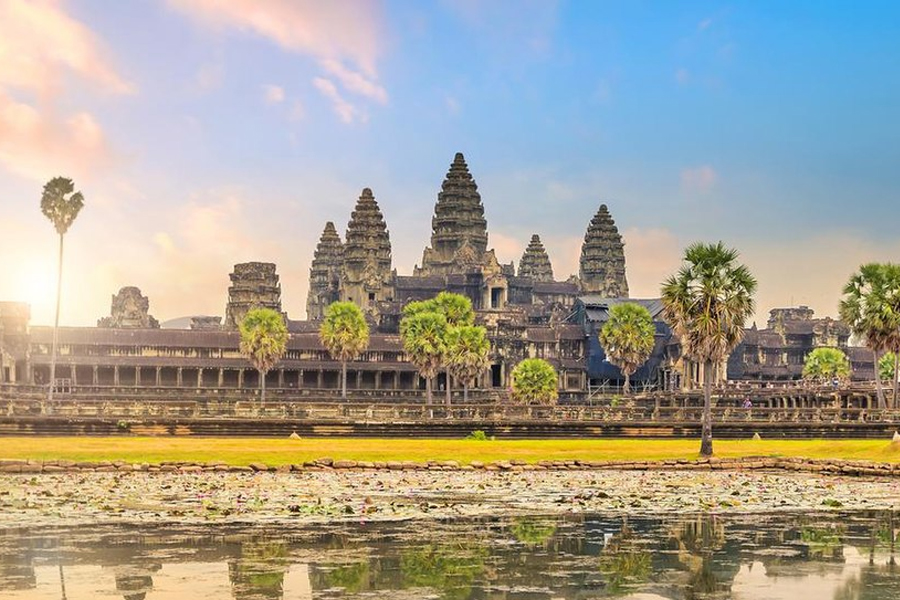 Visit Angkor Wat