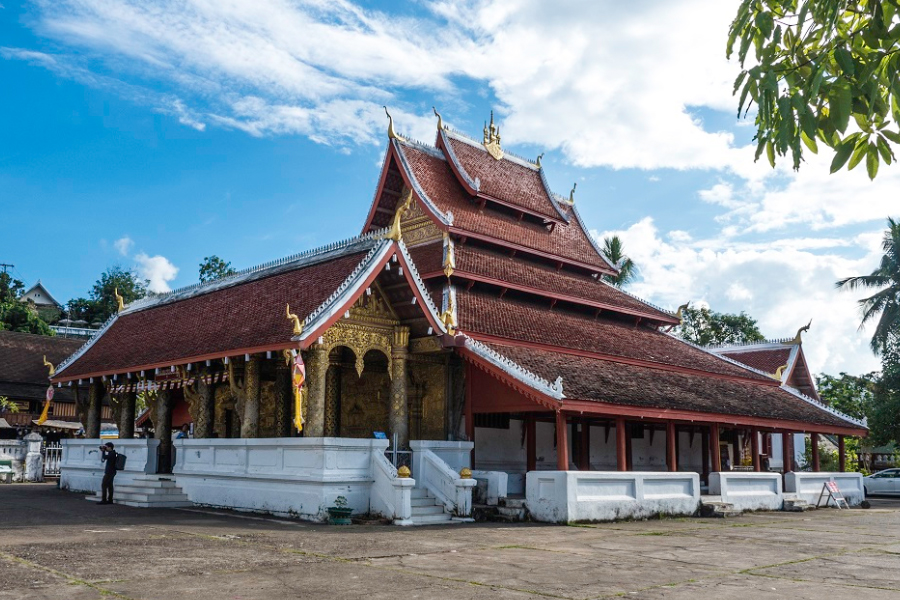 Wat Mai Suwannaphumaham 
