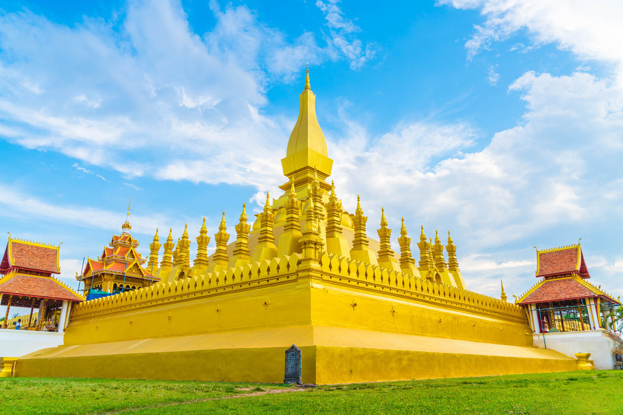 The architecture of Pha That Luang