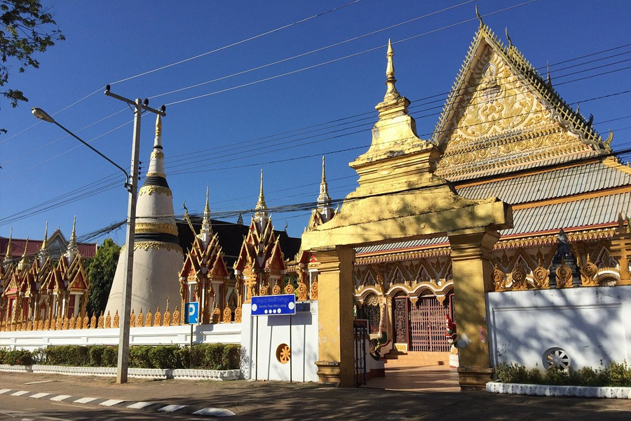 How to get to Wat Luang