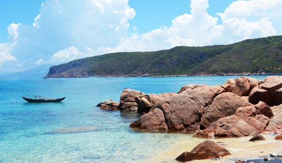 Quy Nhon Tour 4 Days: Hidden Beaches & Cham Heritage