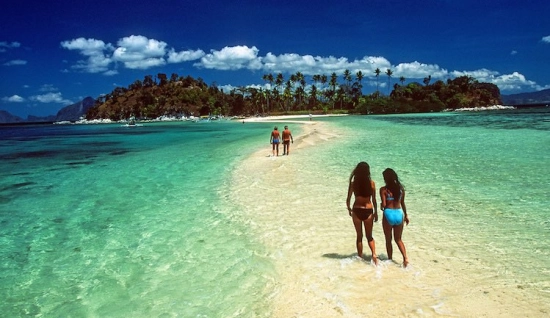 Palawan Beach at leisure