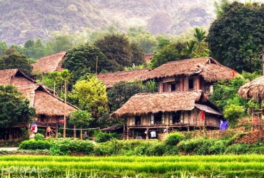 Tavan - Giang Ta Chai - Su Pan (B, L, -) 