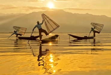 :  Inle Lake – Heho- Flight to Mandalay (B)